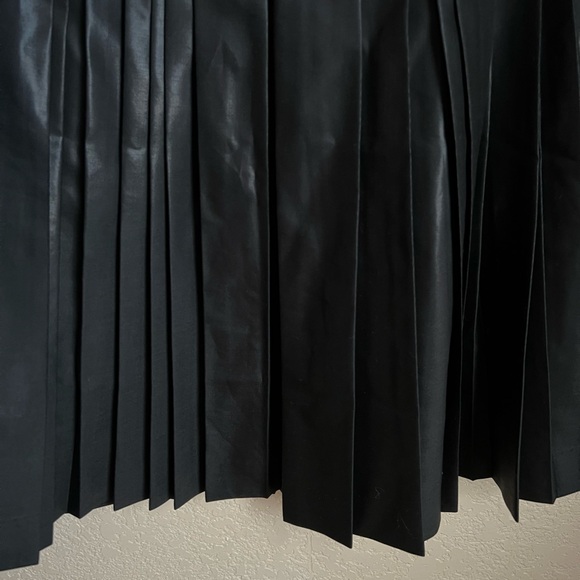 Tse - Picture 2 of 5